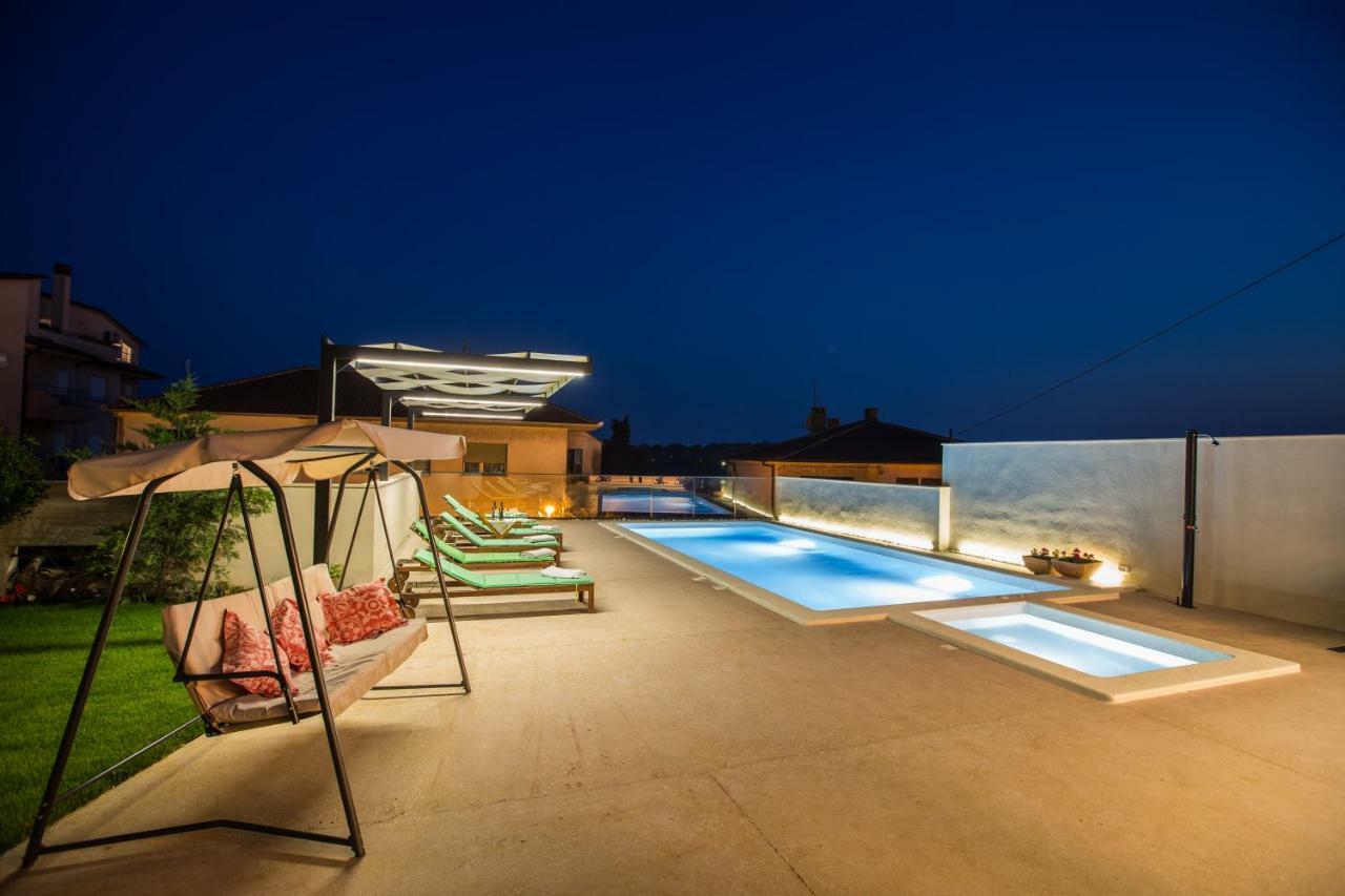 Villa Oria Pula Luaran gambar