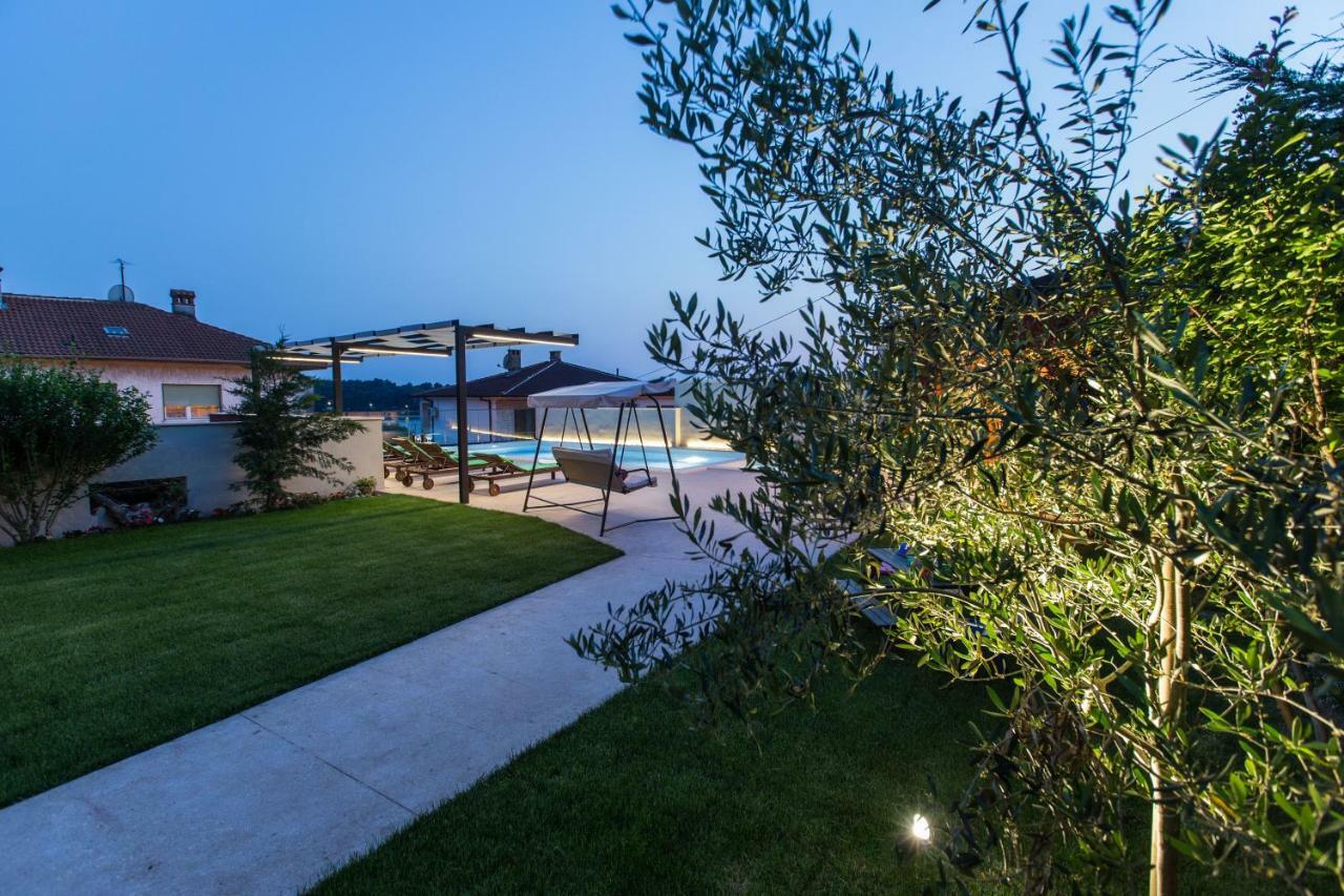 Villa Oria Pula Luaran gambar